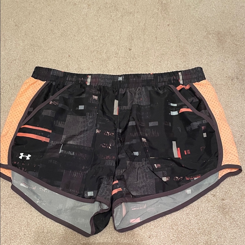 Under Armour Women's Black and Peach Athletic Shorts